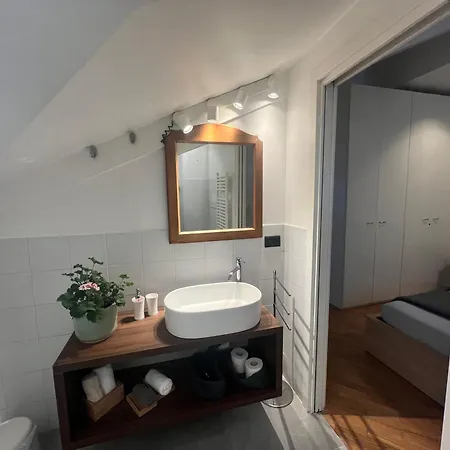 Acadamis - Cleopatra Apartman Torino