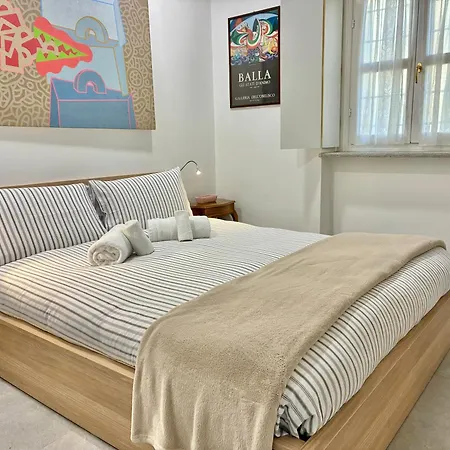 Acadamis - Cleopatra Lägenhet *