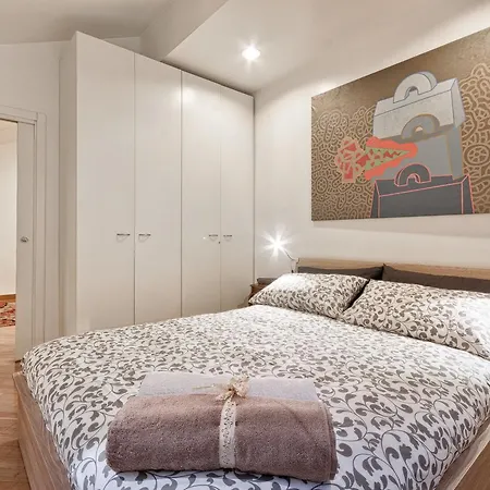 Acadamis - Cleopatra * Турин