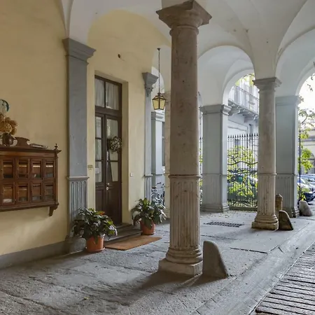 Acadamis - Cleopatra * Turin