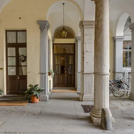 Acadamis - Cleopatra Apartment