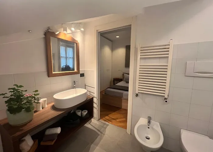 Acadamis - Cleopatra *